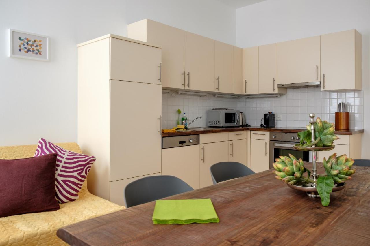 Experience Apartment *