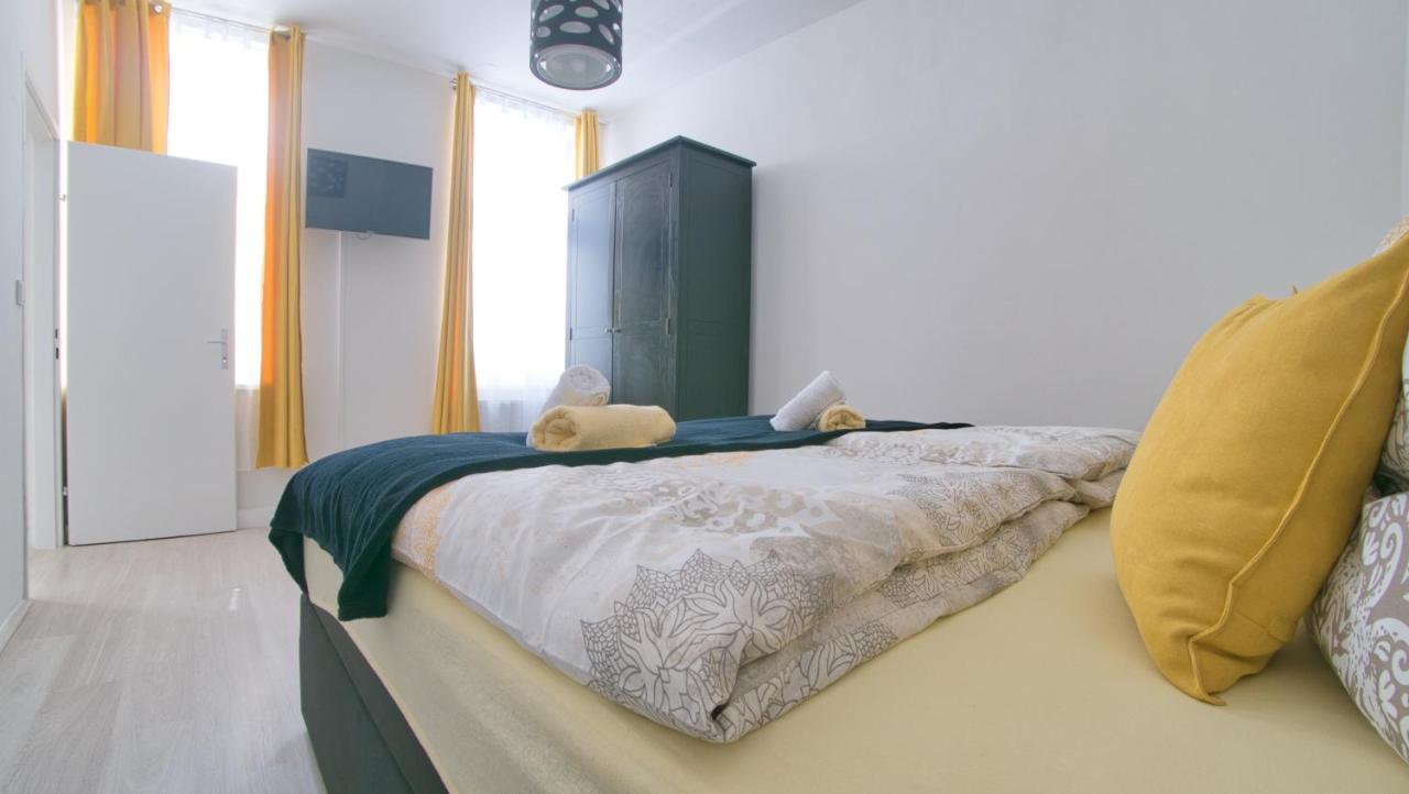 Niko Apartment