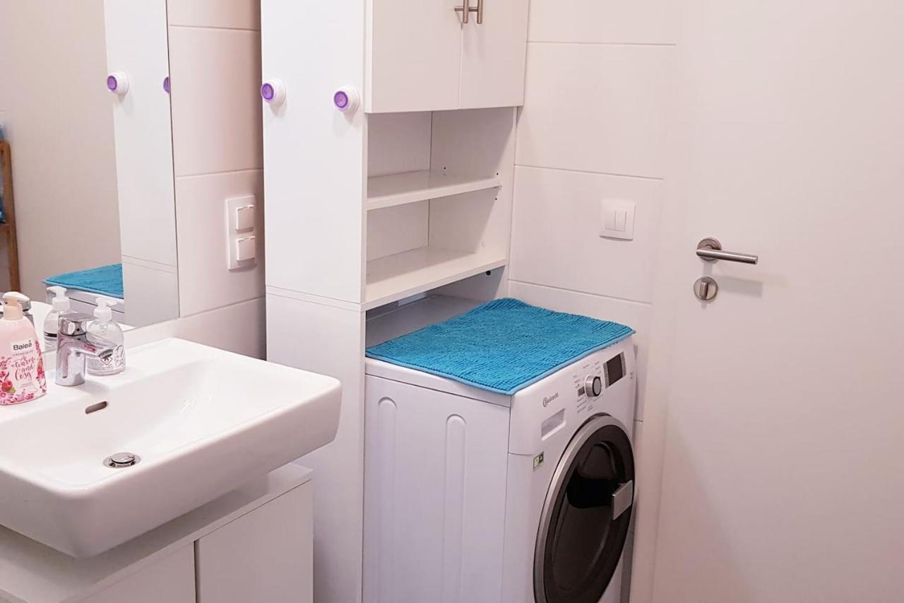 Apartment Trendy Danube - Close To Un