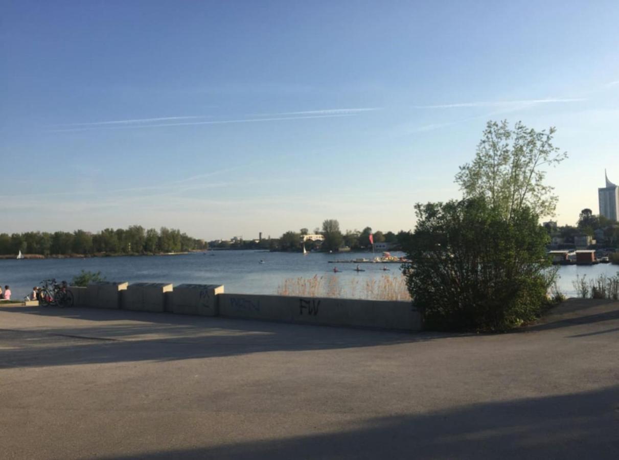 Apartment Trendy Danube - Close To Un *