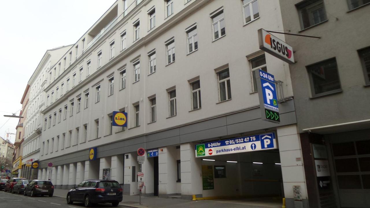 Loft #11 Mit Grosser Loggia Und Terrasse Viena