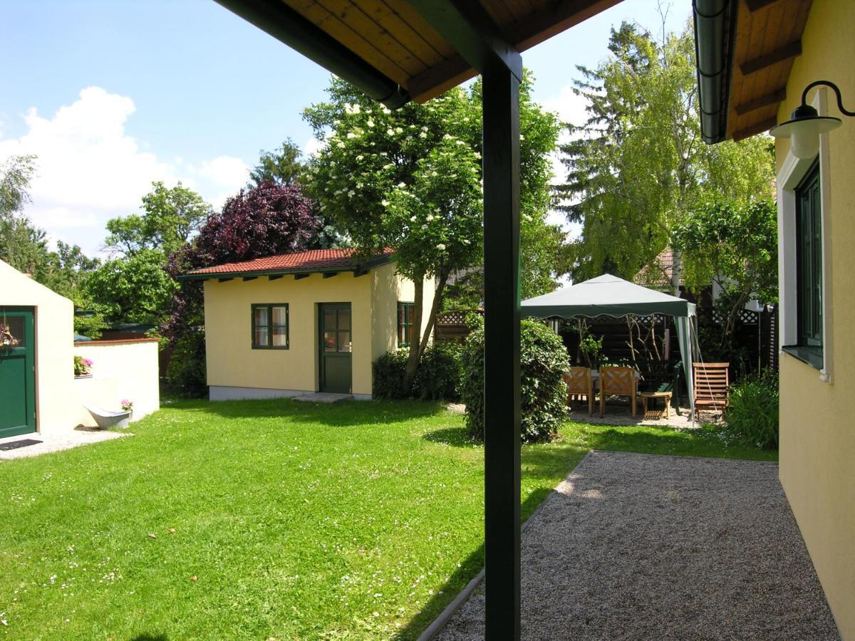 Alt-wien 22 Holiday home