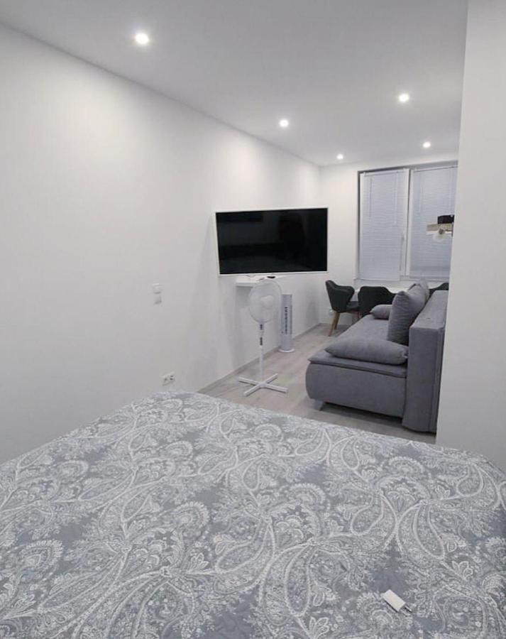 Theresa Tiana Apartment Vienna