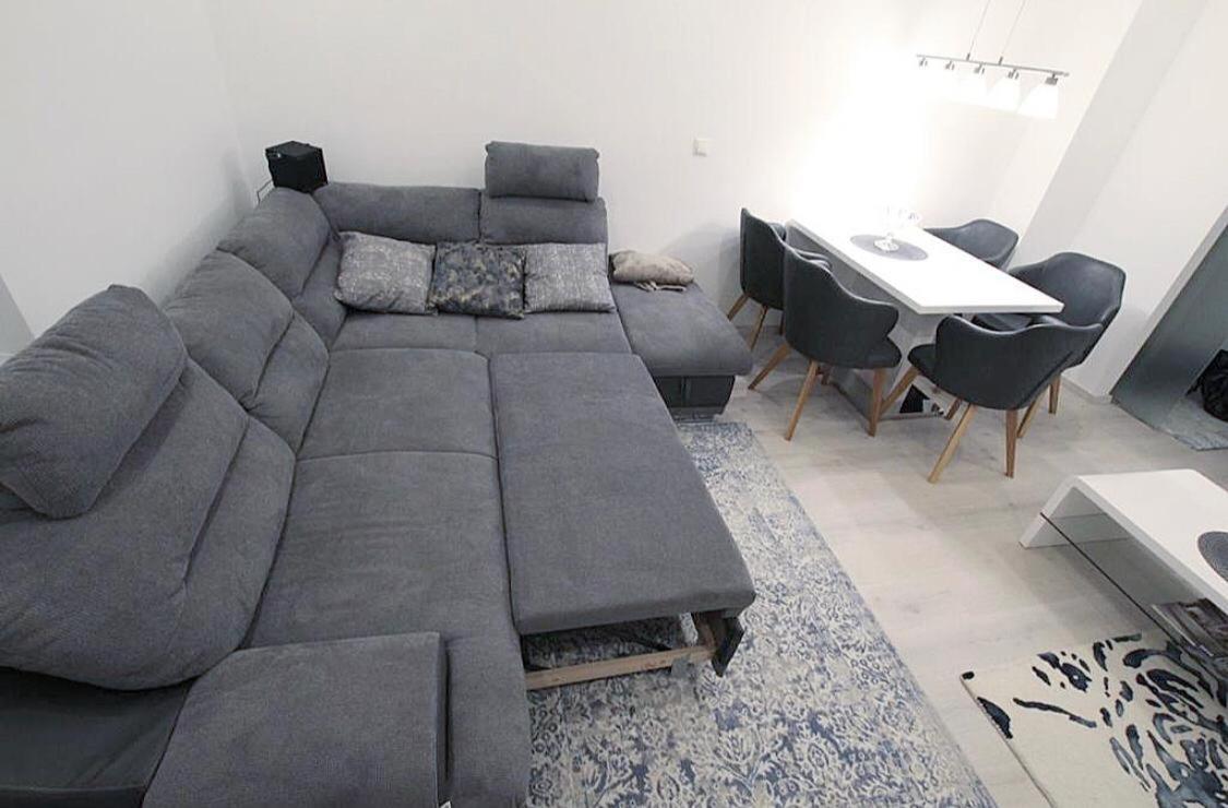 Theresa Tiana Apartment *