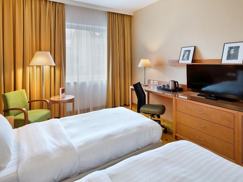 Courtyard By Marriott Schoenbrunn 4*
