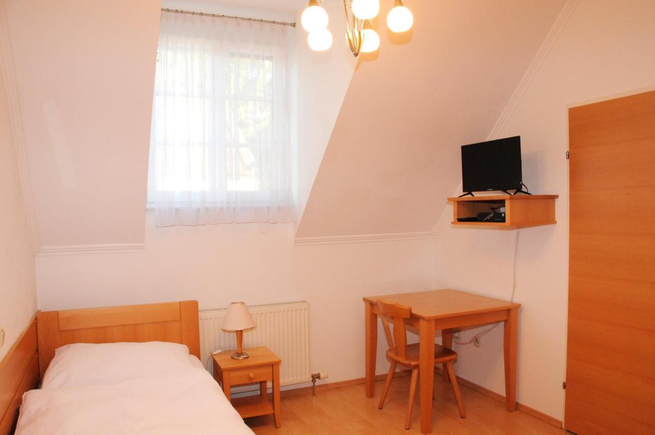 Familie Schwarz Bed & Breakfast 3*