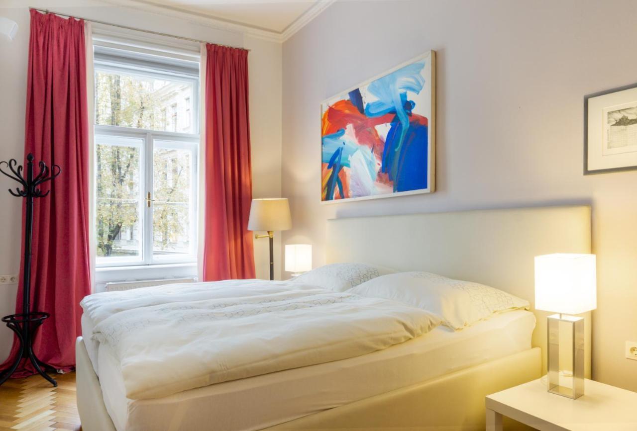 Fuchsthallergasse Apartment