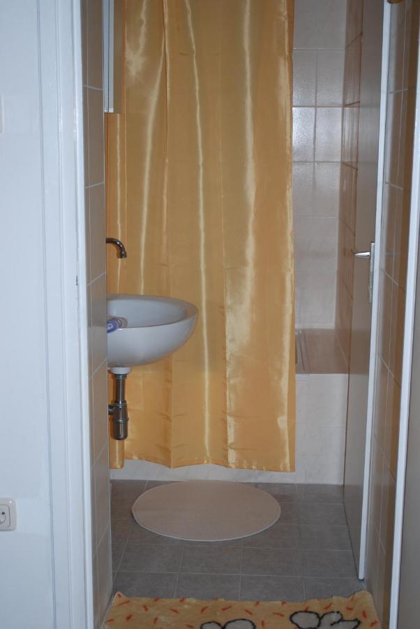 Heine Apartment