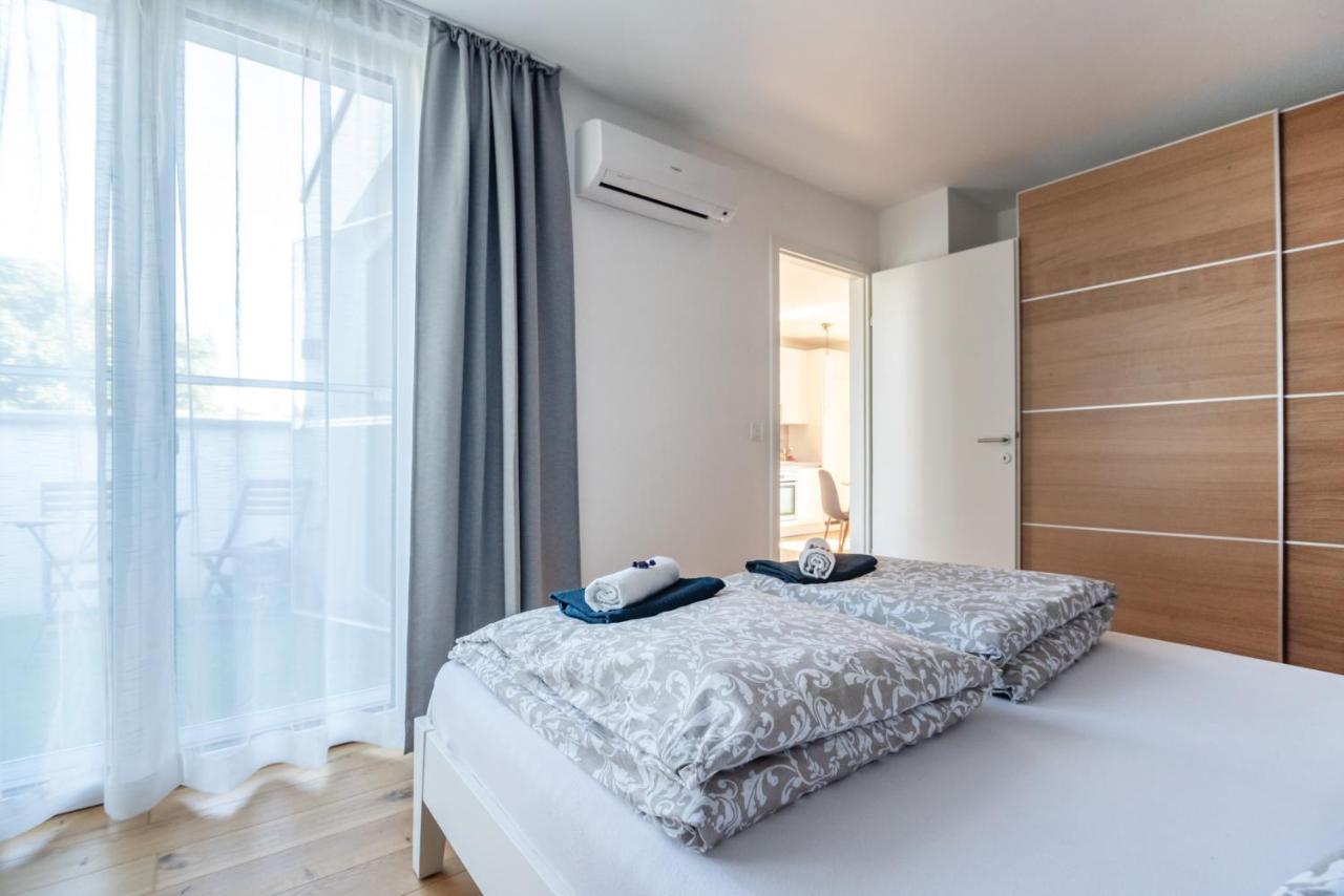 Vic & Uno Charming Apart Garage Apartamento *