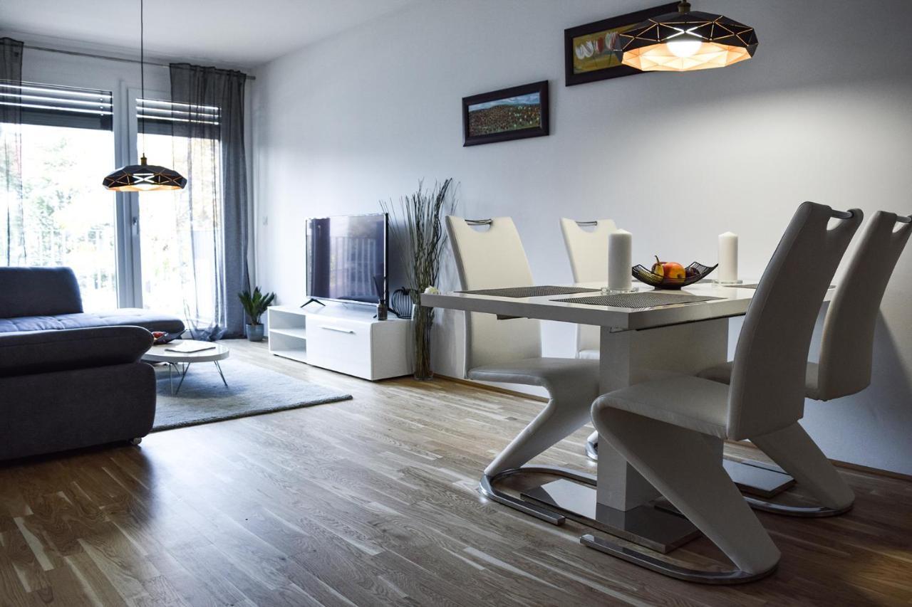 Cosy New 3min To Vic/uno-city And Danube *