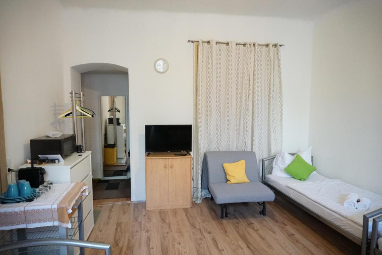 Homestay Contactless Check-in Room4you Waehring