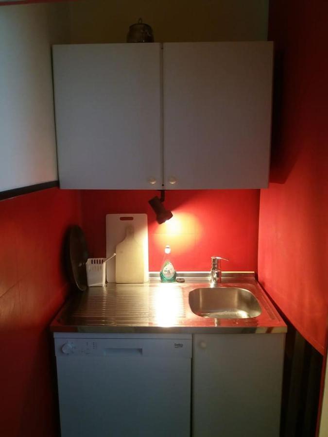Geraeumige Zentrumsnahe Altbauwohnung Apartment