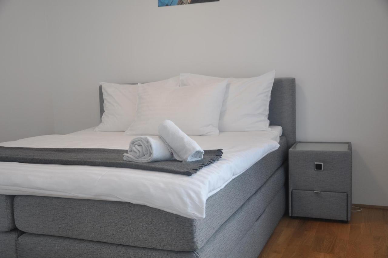 4 Beds And - Contactless Check-in Apartamento *