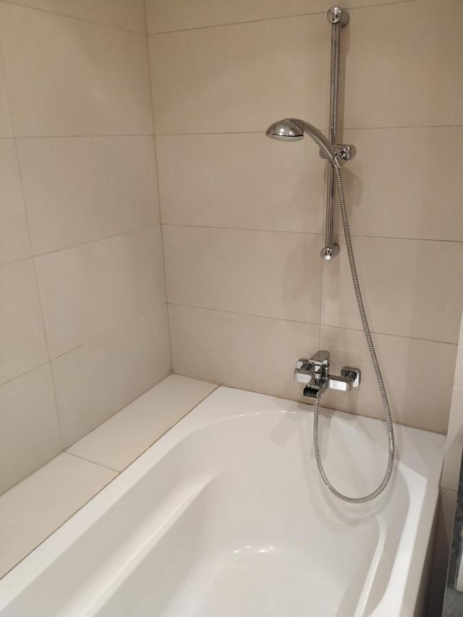 Family-friendly Flat With Balcony Apartamento Viena
