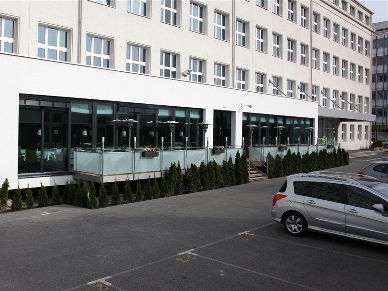 Rainers Hotel 4*