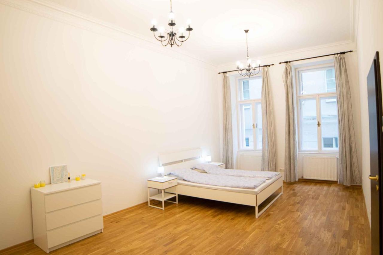 Roter Hof Apartment *