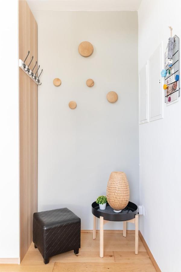 Apartamento Vic & Uno Charming Apart Garage *