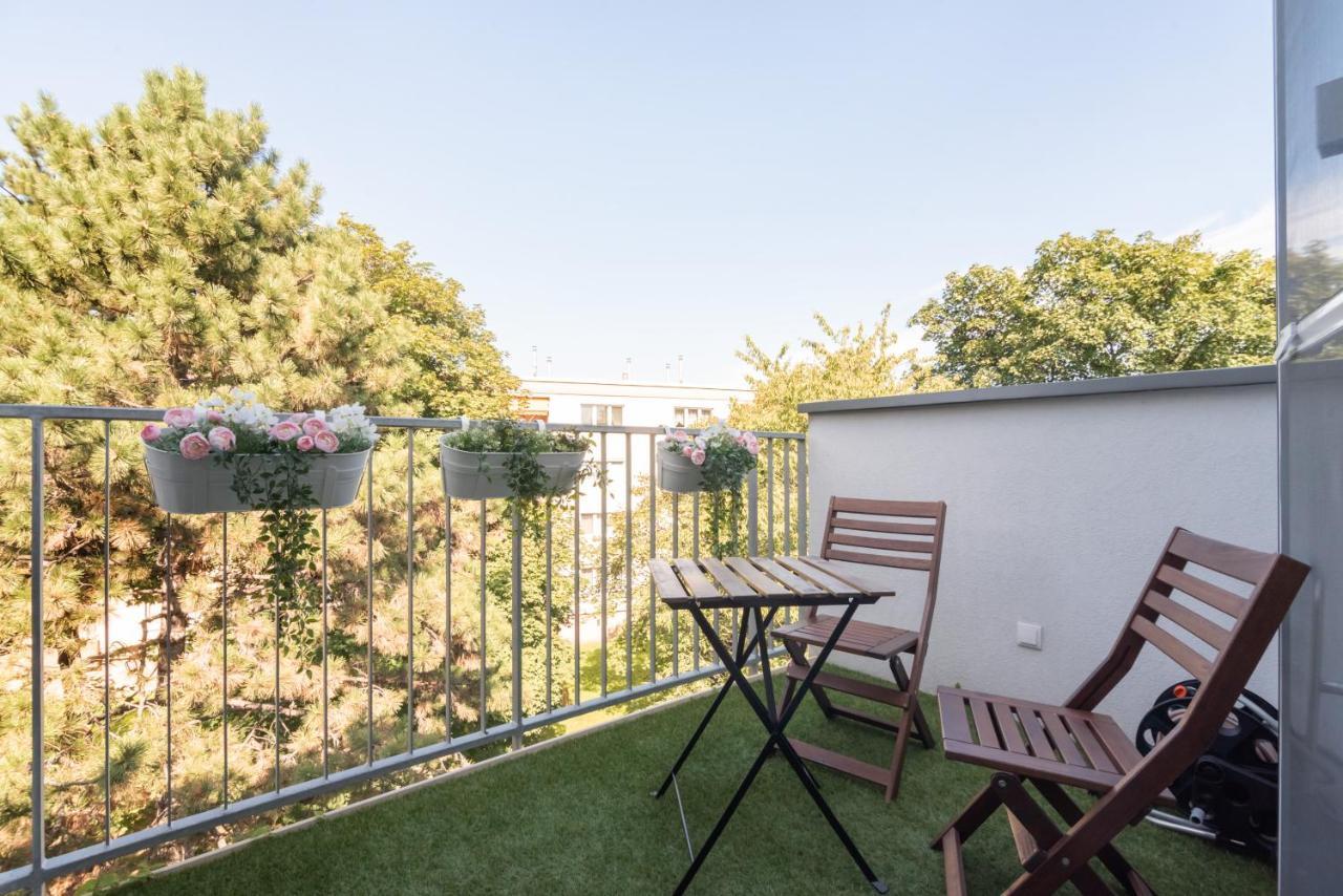 Apartamento Vic & Uno Charming Apart Garage