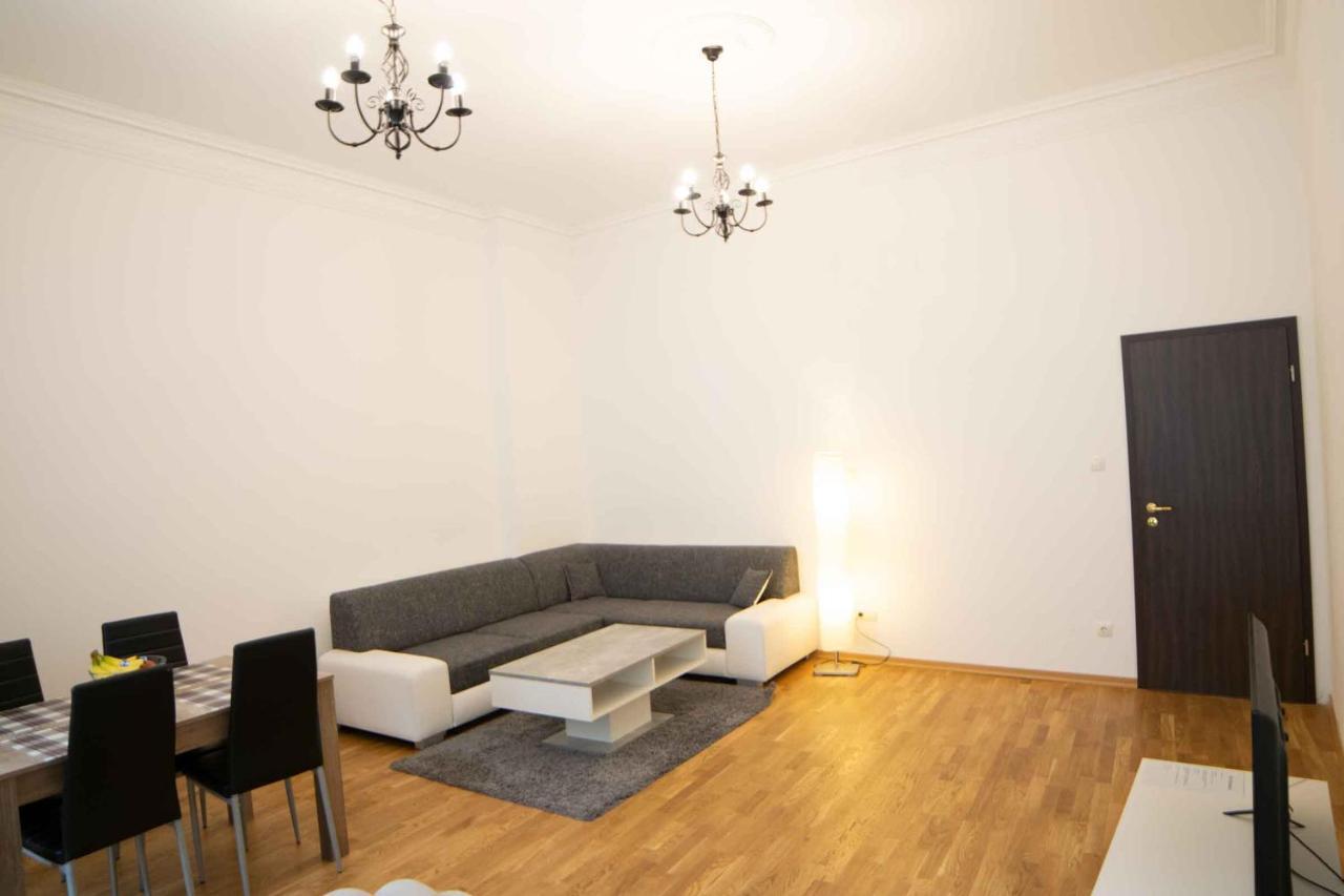 Apartment Roter Hof Vienna