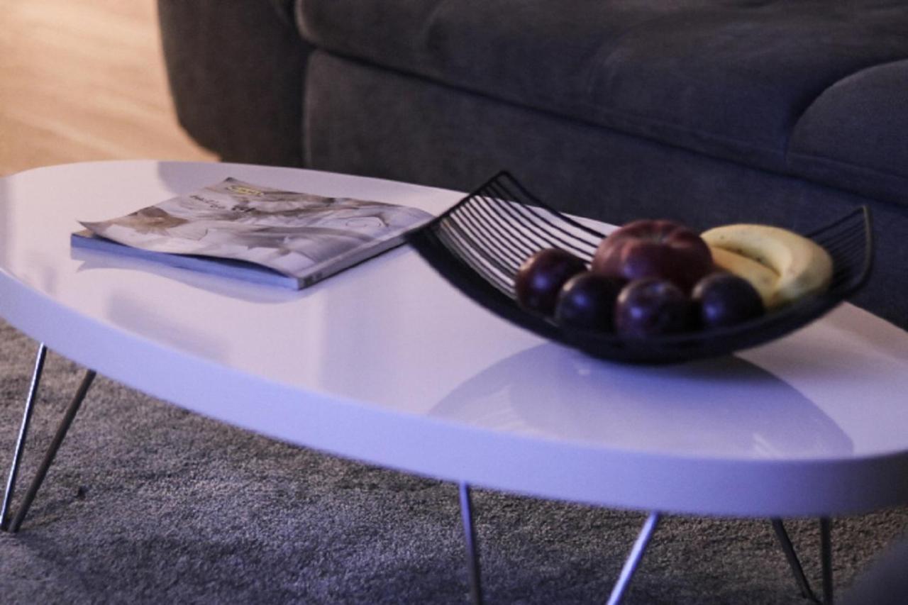 Cosy New 3min To Vic/uno-city And Danube Apartment