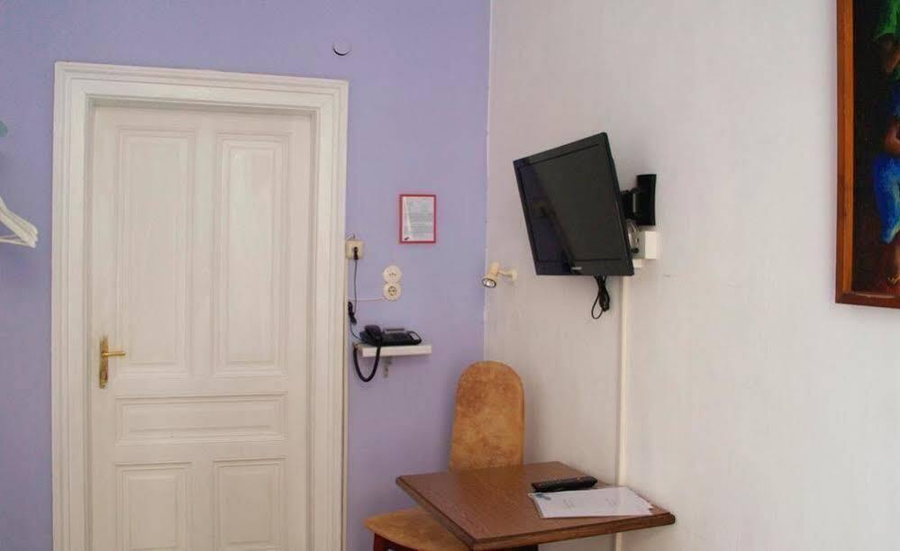Timeout Hotel, 5 Min To Center, Self Check In 2*