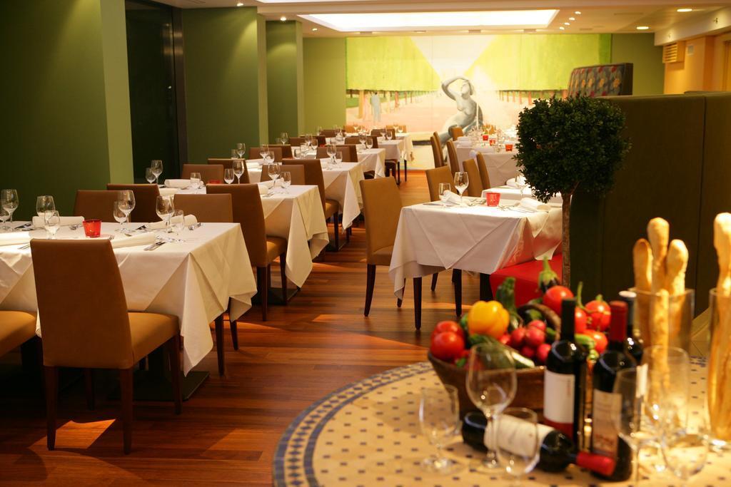 Courtyard By Marriott Schoenbrunn Hotel