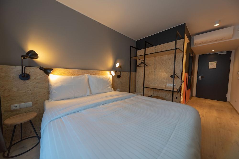 Ibis Styles Messe Prater Hotel 3*
