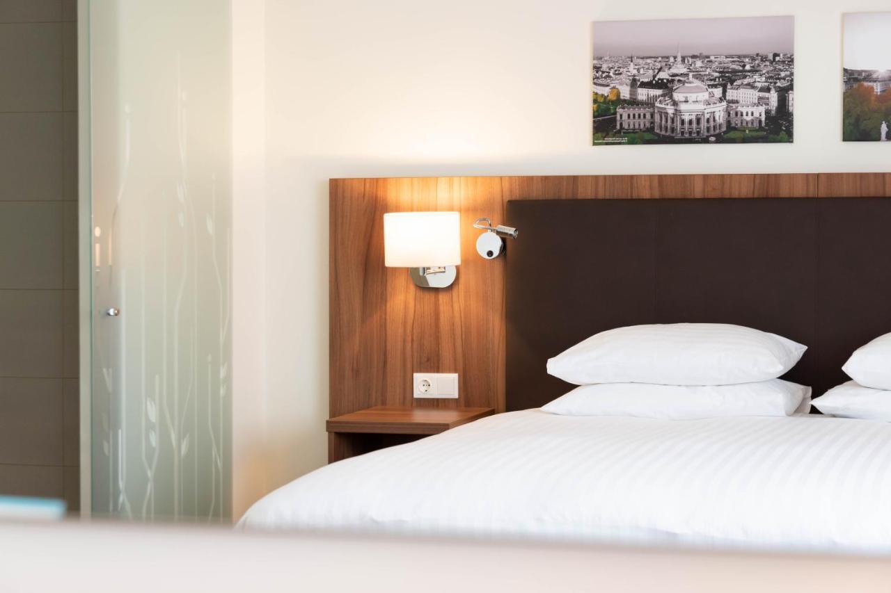 Hilton Garden South