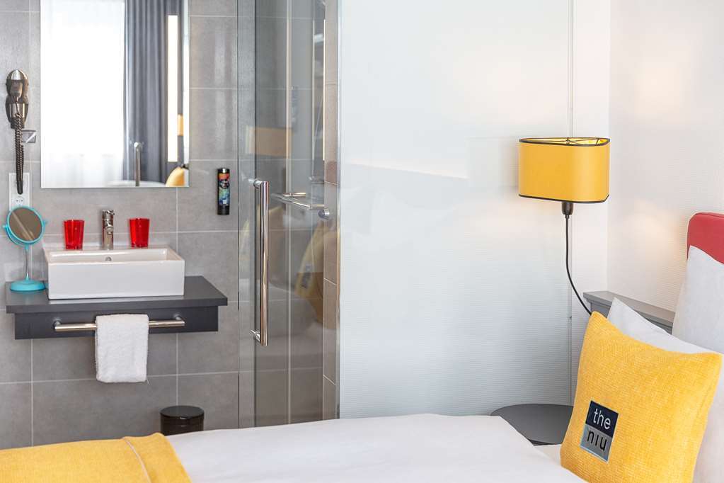 - The Niu, Franz By Ihg
