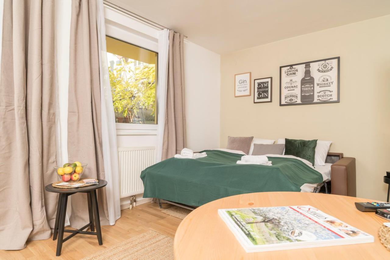 Rosenstein Apartment