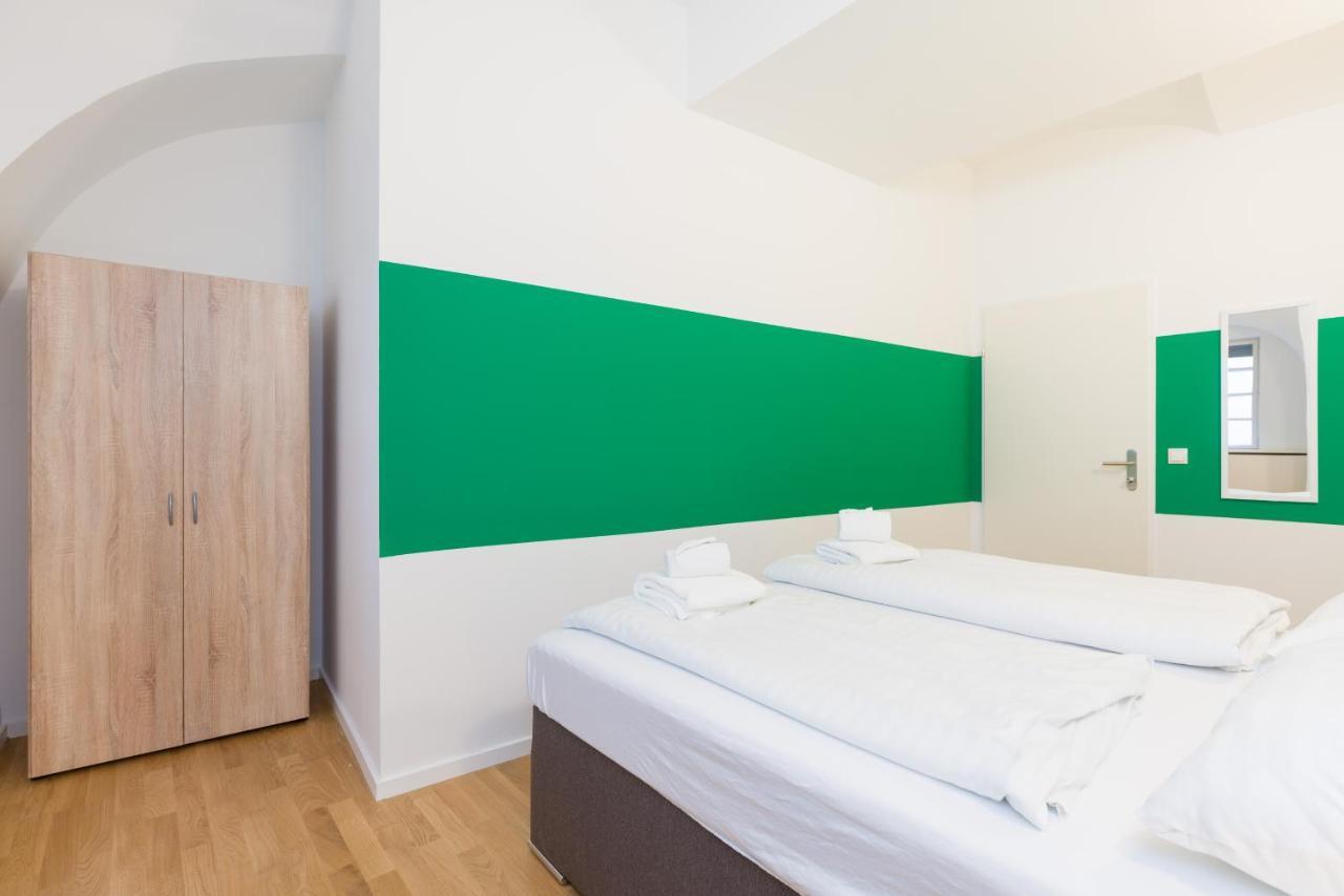 Vsa City / Shared House Homestay *