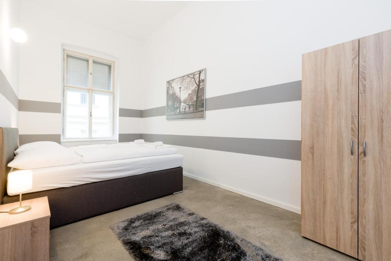 Homestay Vsa City / Shared House Vienna