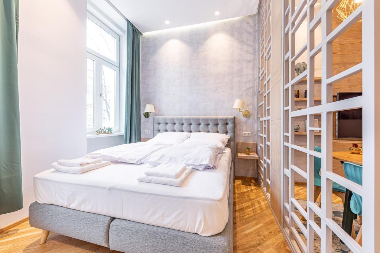 Zeus Design Apartment