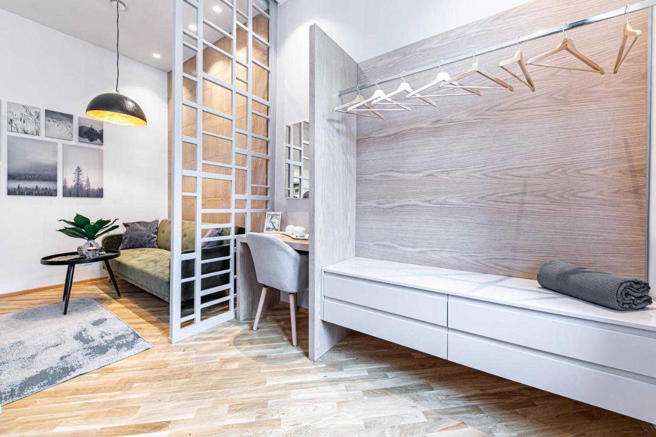 Zeus Design Apartment *