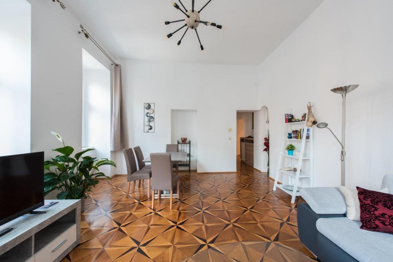Apartment Belvedere