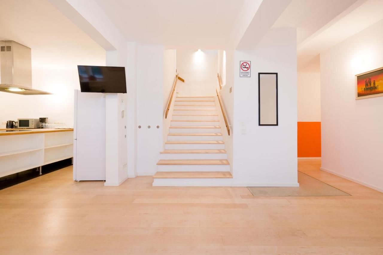 Vsa City / Shared House Homestay *
