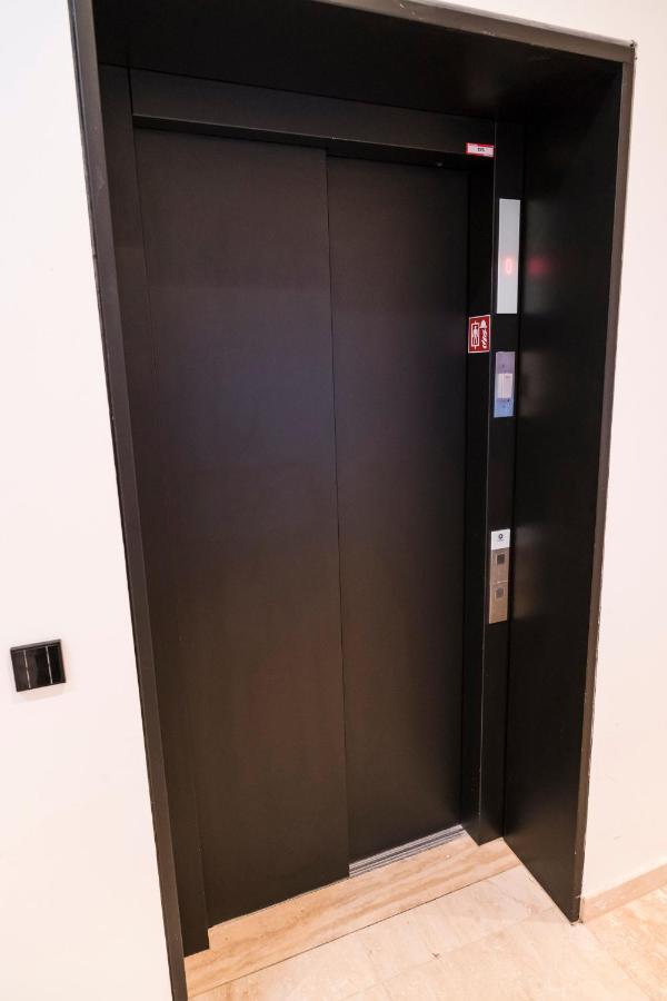 Luxury Renngasse Apartment *