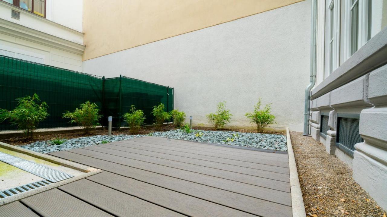 Residence, Landstrasse - Rochusgasse * Vienna