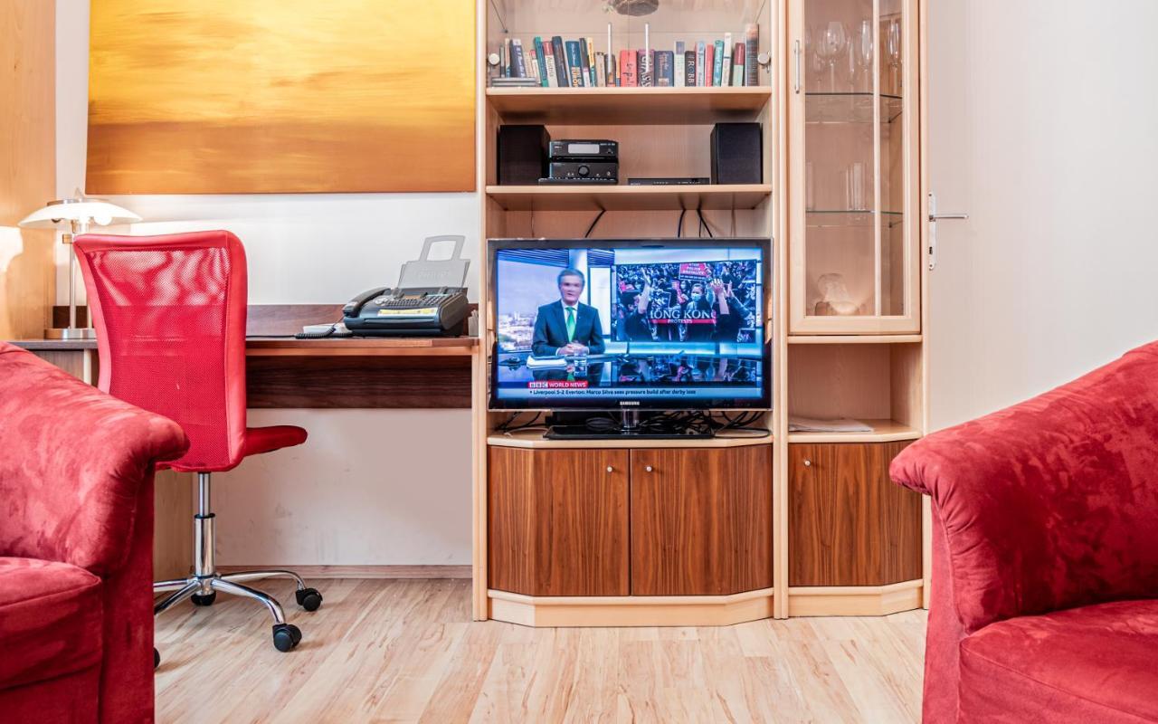 - Cav Aparthotel Vienna