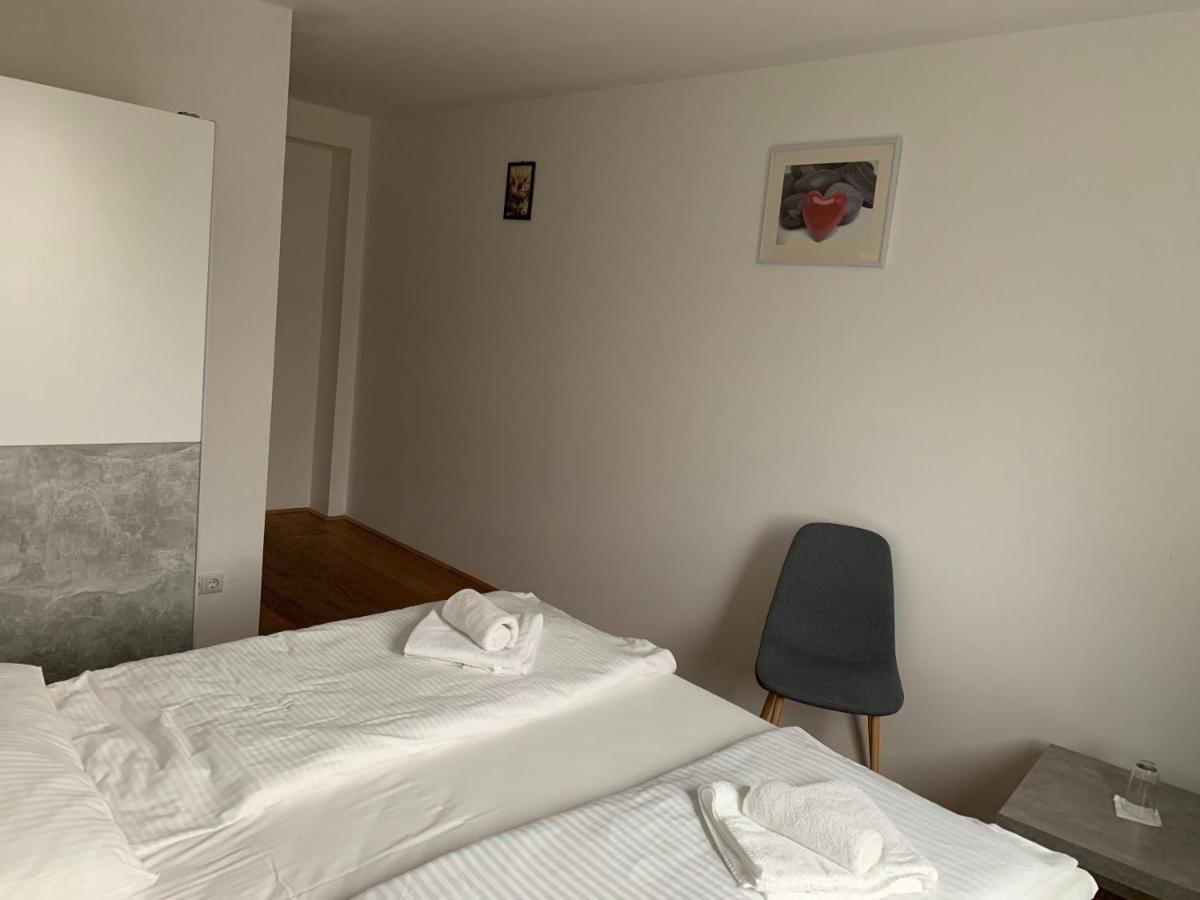 Paradise City Hotel 3*