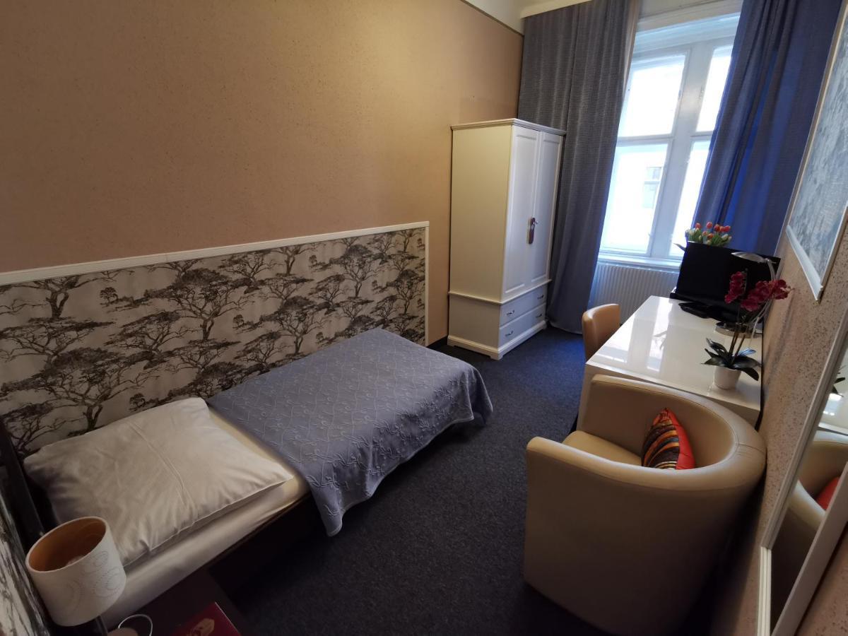 Bajazzo Hotel 3*