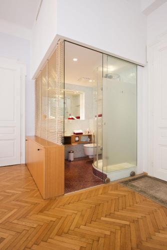 Rosa Linde - Comfort 2*