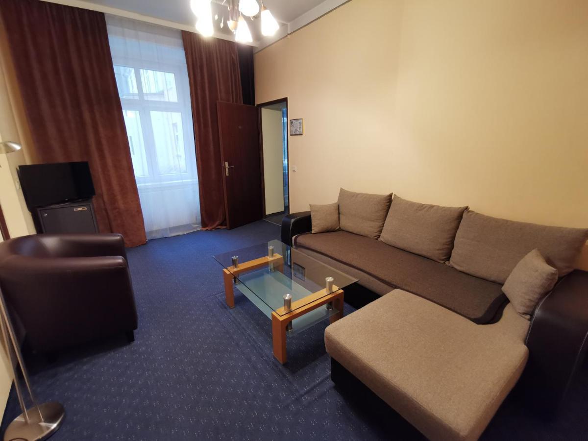 Bajazzo Hotel Vienna
