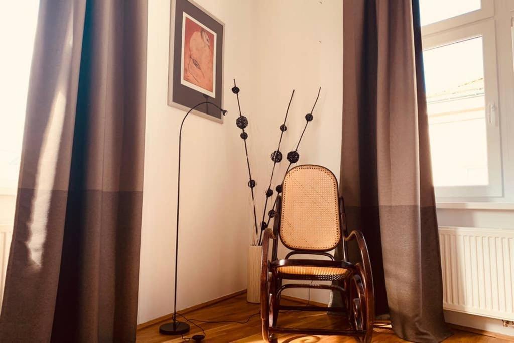 Apartment Spacious 1 Bedroom Belvedere *