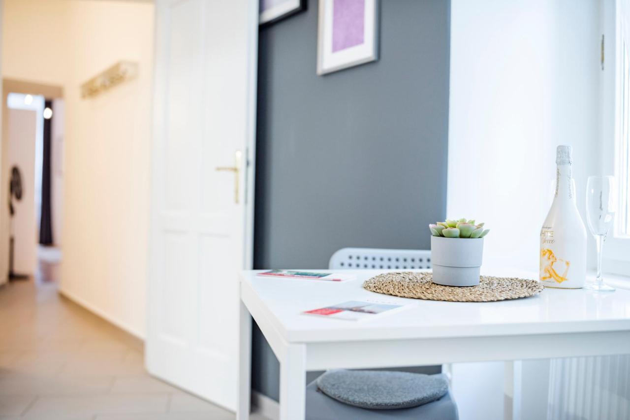 Apartment Judengasse De Luxe By Ichbucheat Vienna