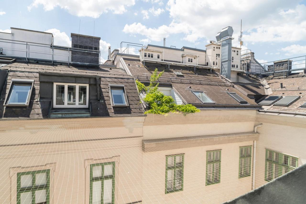 Rooftop Borse By Ichbucheat Apartment *