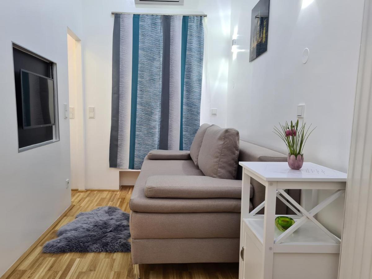 Apartment Flatprovider Lapi Gold - Contactless Check In *