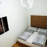 Markopolo Apartments