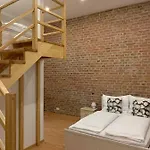 Annas Apartment