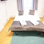Urban City Apartment - Contactless Check-In